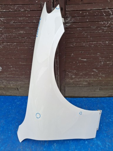 PKT12699 - Праве переднє крило mercedes e-class купе w238 2016r->>. 