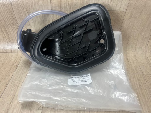 Porsche taycan 4 4s 9j 9j1 крышка гнезда зарядки 9j1821247a