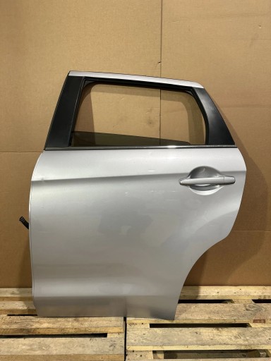 MAM63044 - 2012 mitsubishi asx задні двері