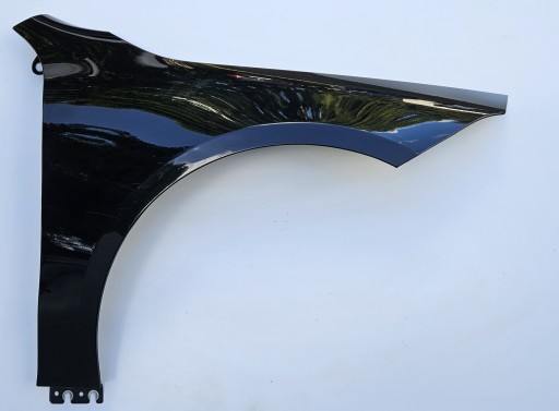 Mercedes cla 118 w118 c118 праве переднє крило оригінал