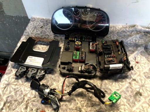 9651197680 9651196980 - Комплект для запуска двигателя peugeot 307 1.6 16v 0261206943 9647480580