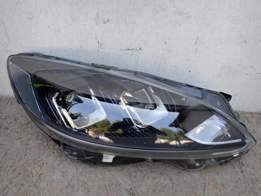 Фонарь правый правый полностью led ford kuga mk3 iii dfk 2019- lv4b-13w029-ak