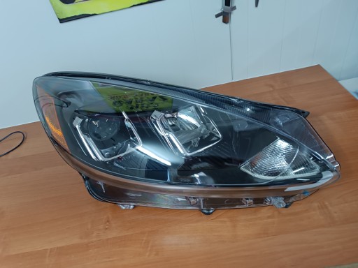 LJ6B-13W029-BH - Правая лампа ford kuga mk3 escape mk4 1.5 usa 2022 галоген