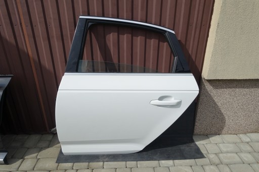 Audi a4 b9 8w5 15-19 год седан задняя дверь задняя левая ly9c