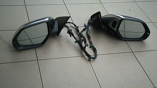 4M0857410A - Rsq8 q8 праве дзеркало ліве 15+1pin сатин