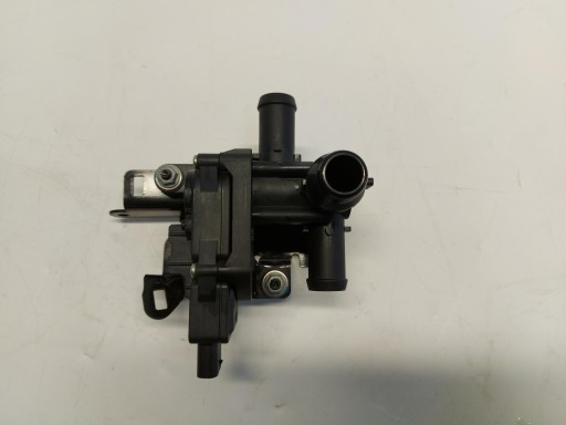 Volvo xc90 ii lift b5 2021 клапан распределительного водяного насоса 2.0d 32249863