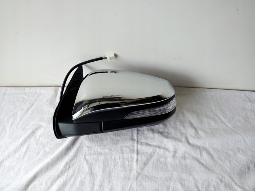 Дзеркало toyota hilux 2016 - хром електророзкладне 9pin ліве