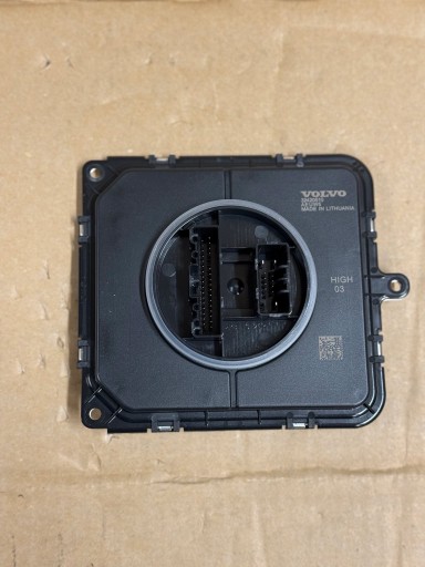 Volvo xc40 xc60 xc90 s90 led конвертер 32420510 новий