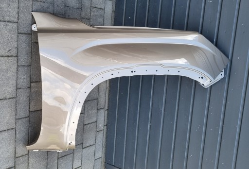 2HJ821104A, 2HJ821104A - Vw amarok новая модель правое переднее крыло